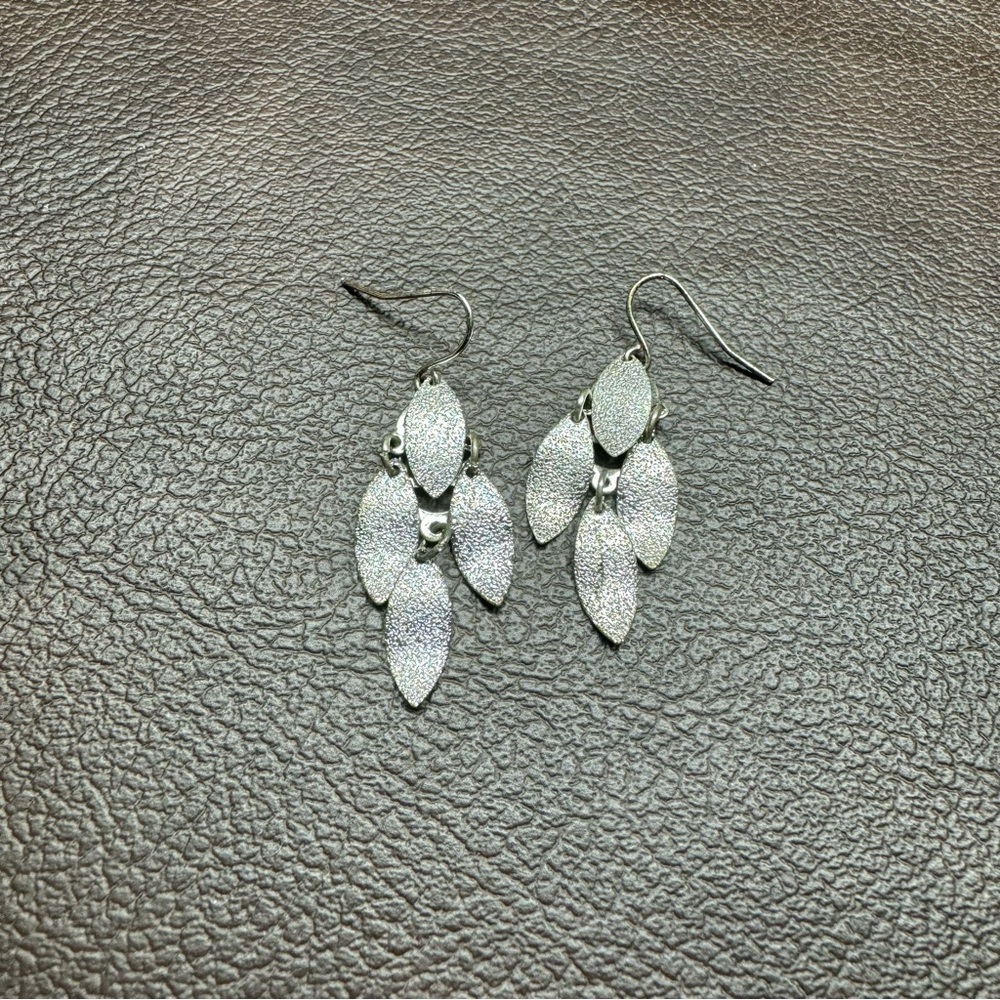 Silver Leaf Earrings - Picture 1 of 1
